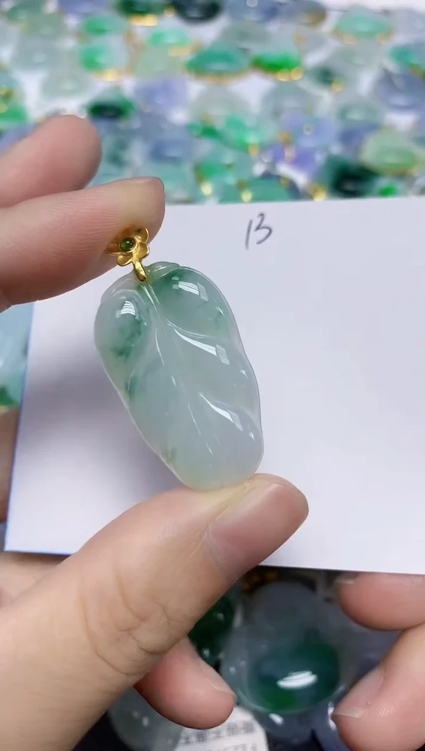 翡翠未镶嵌颈饰天然缅甸翡翠A货