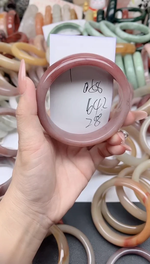 未镶嵌手镯石英质玉058