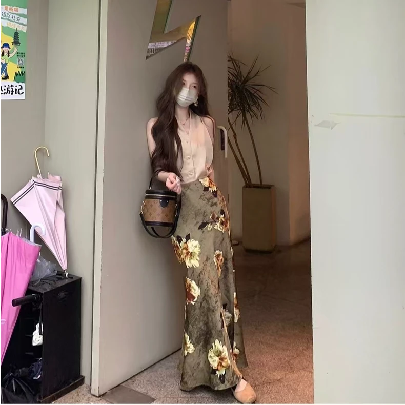 高级碎花高腰鱼尾裙女2025早秋新款修身显瘦气质减龄中长款半身裙