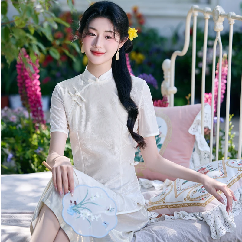 白色改良旗袍连衣裙奥黛2025新款日常可穿订婚礼服领证登记新中式