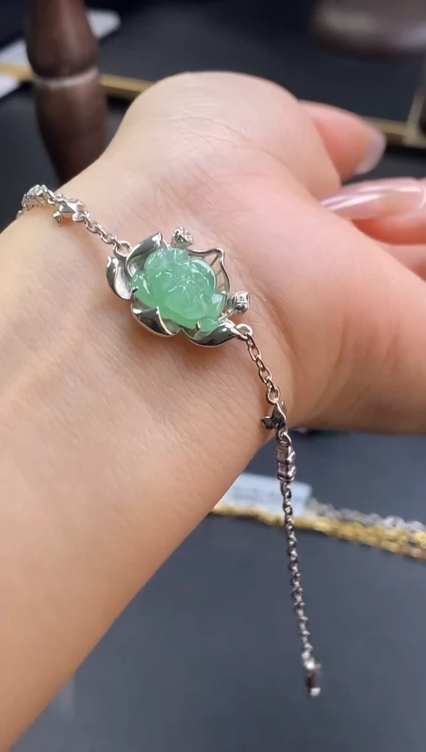 颈饰银S925镶嵌翡翠16726