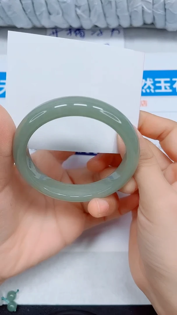 未镶嵌手镯石英质玉94-58