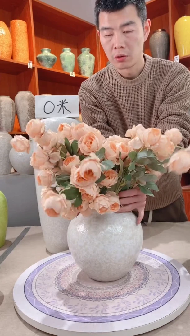 【闪购商品】瓶月光白 小号 陶瓷花瓶 无花 微瑕