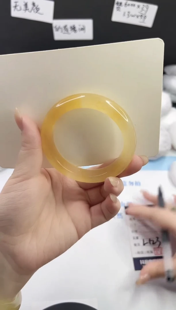 未镶嵌手镯石英质玉多样性发货L123