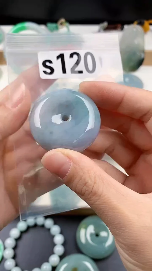 颈饰未镶嵌翡翠天然翡翠吊坠挂件