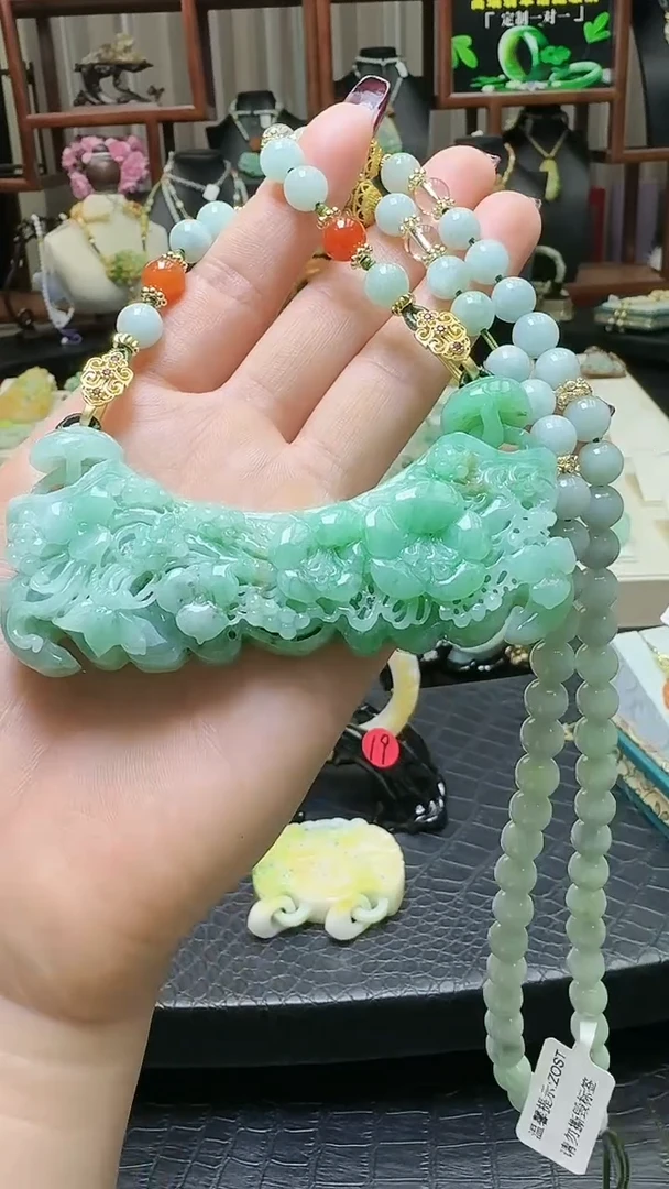 【闪购商品】翡翠颈饰未镶嵌翡翠毛衣链