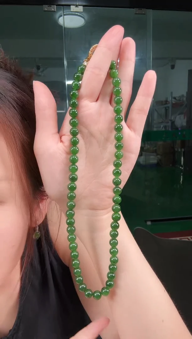 项链未镶嵌和田玉（碧玉）碧玉8mm菠菜绿气质油润老料