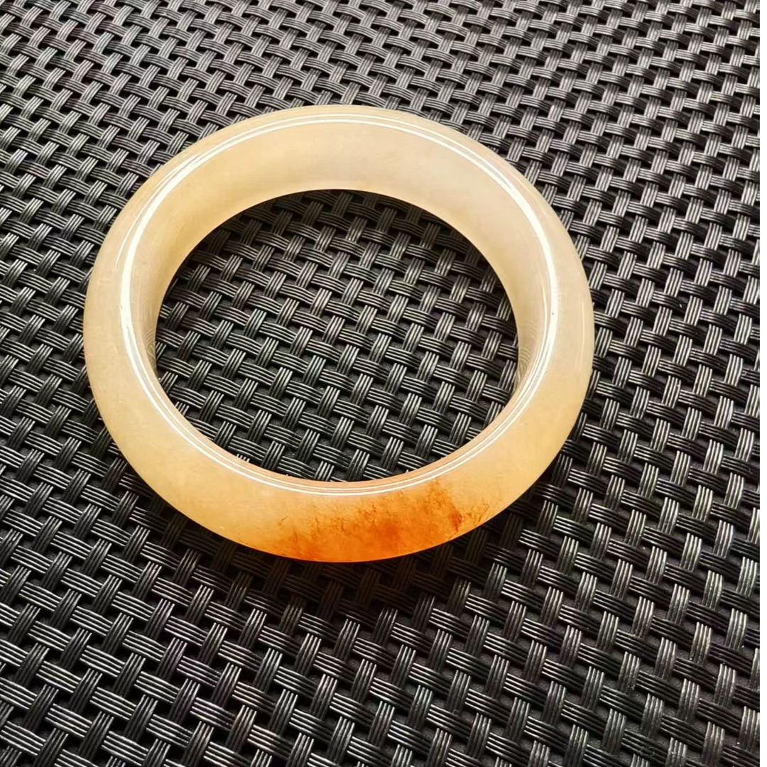 浅樱桃红黄龙一口色石英质玉60