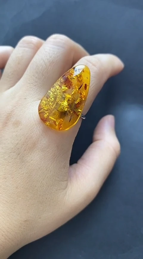 未镶嵌琥珀裸石戒指