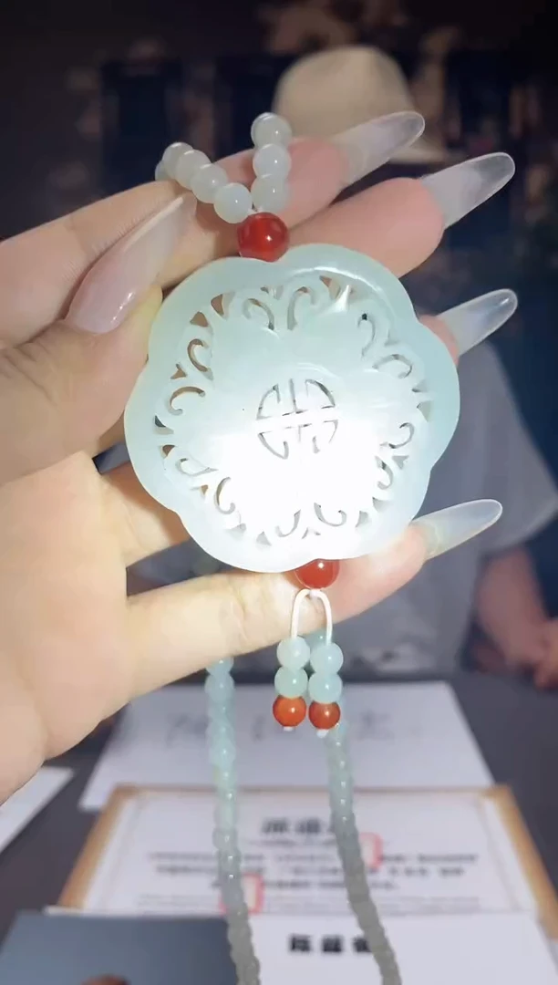 和田玉未镶嵌颈饰A172