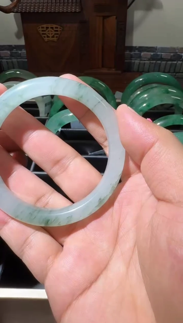 颈饰未镶嵌石英岩玉多样性发一件13