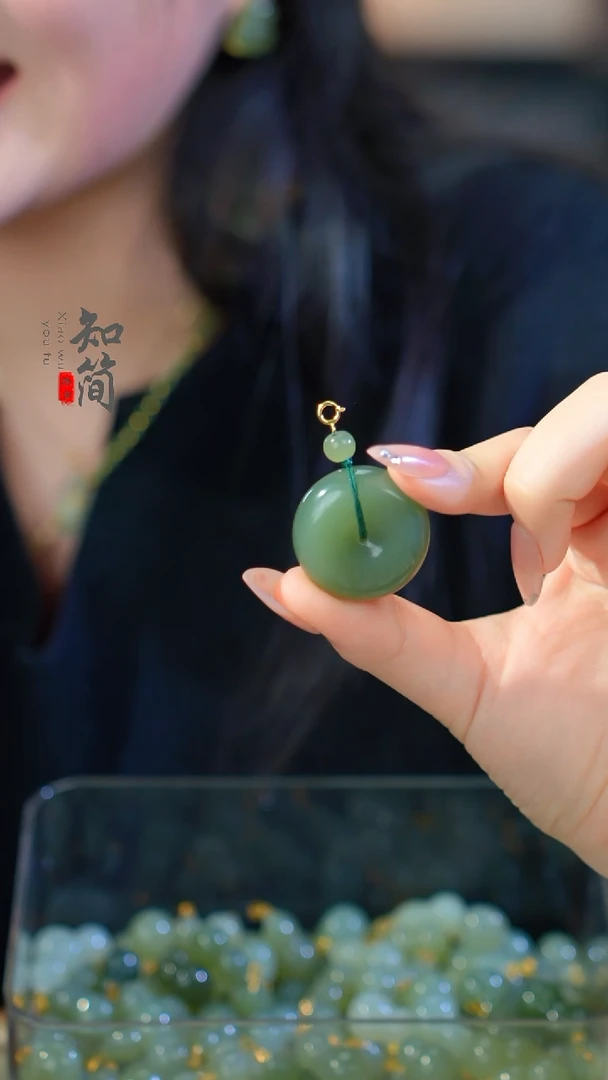 吊坠(不含链)18K金镶嵌和田玉平安扣