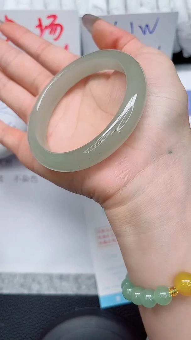 未镶嵌手镯石英质玉181-