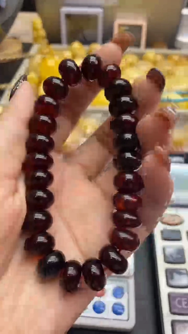 琥珀未镶嵌珠宝奇石2624