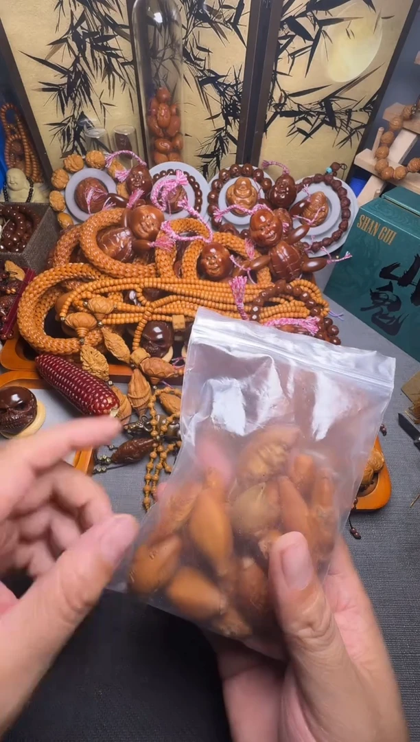 手串橄榄核安*儿一包的