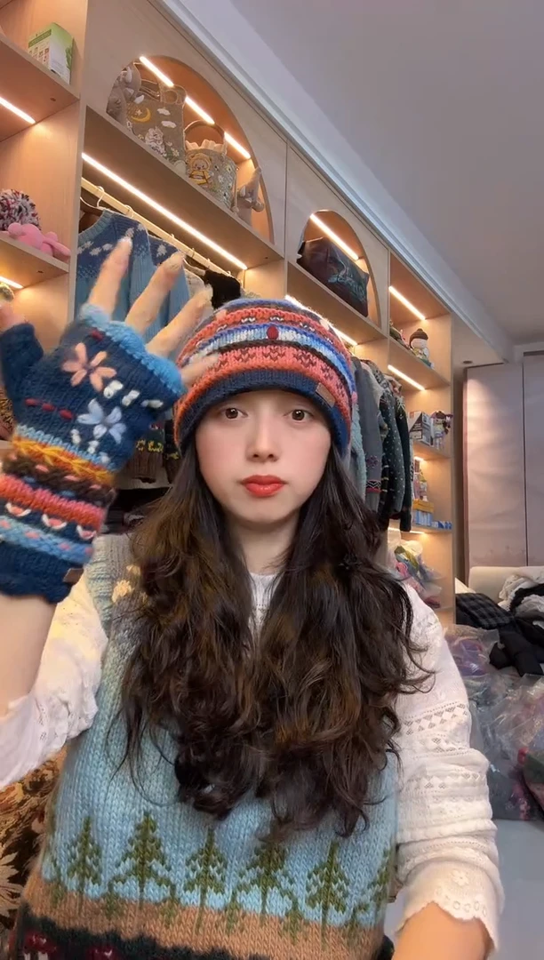 羊毛美丽如刺绣手套