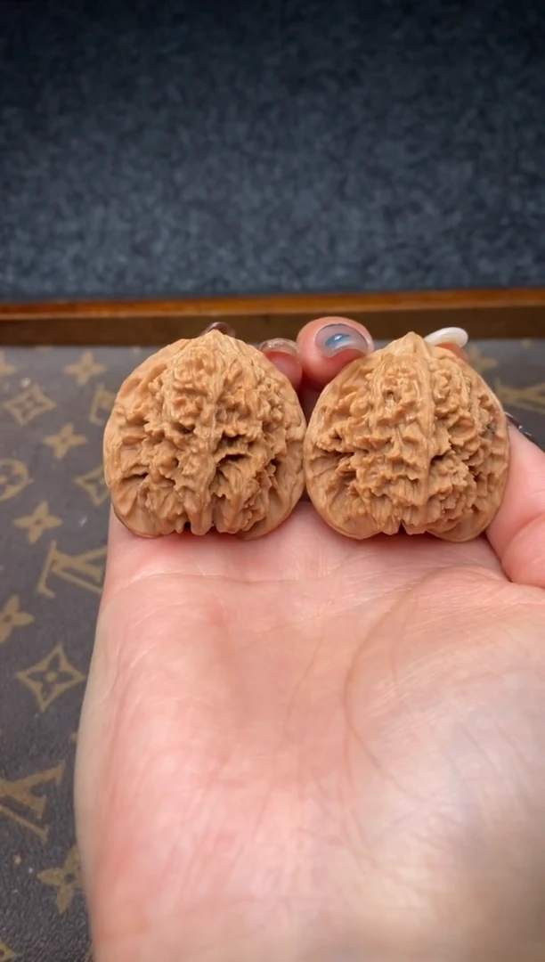 把件文玩核桃B35号39尺满天星全品