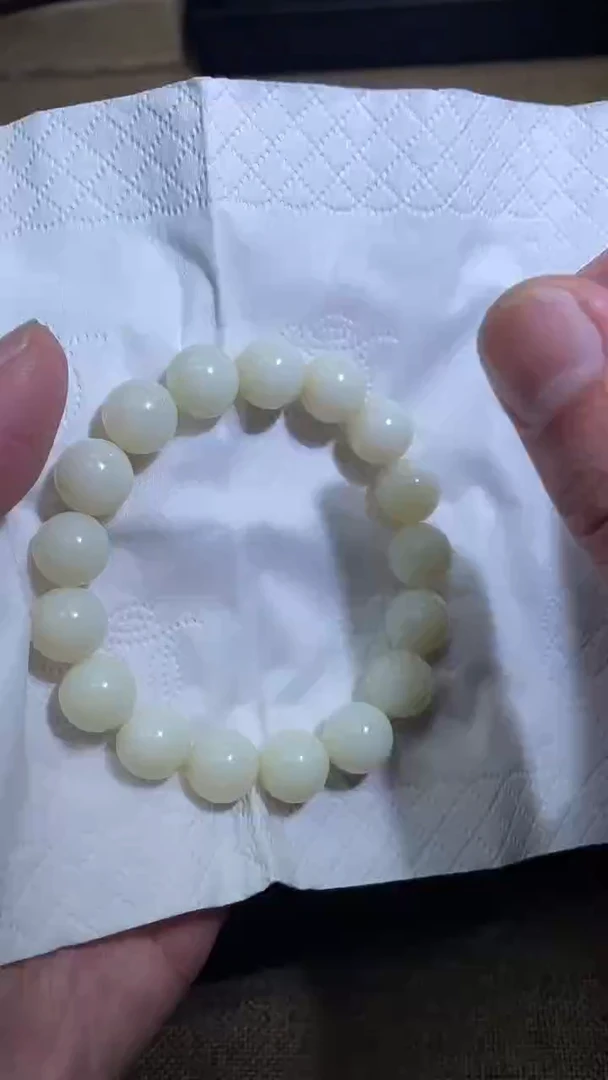 颈饰未镶嵌和田玉12.26拍一发一