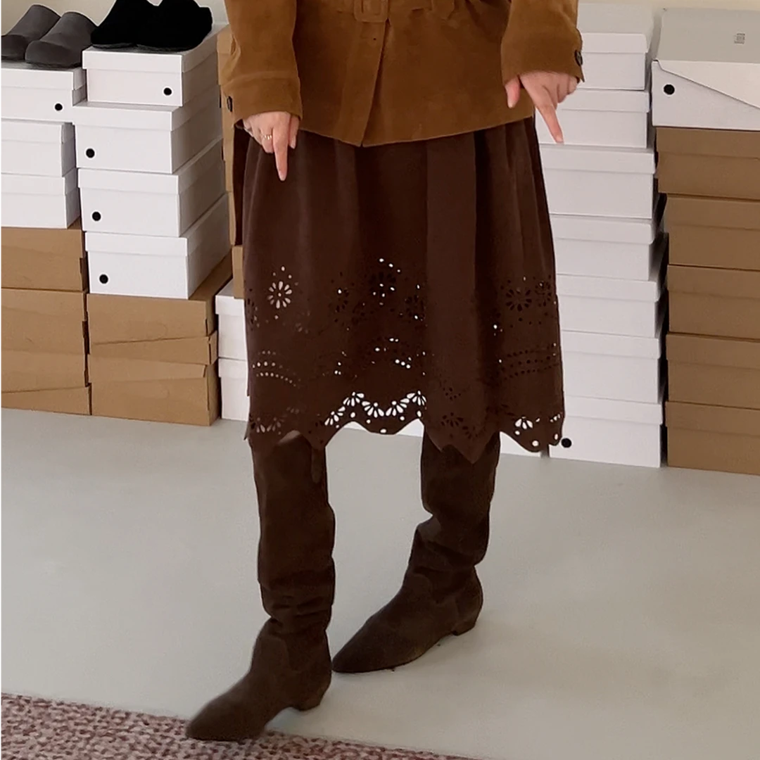 widelia陈姬儿秋季复古镂空浮雕半身裙女松紧腰百搭中长裙8159
