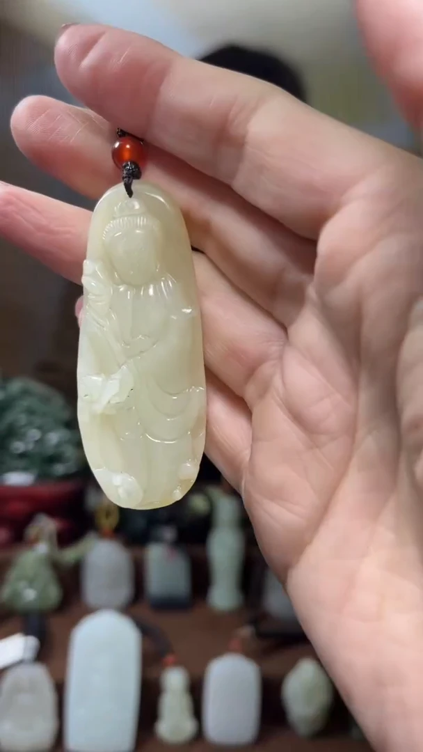 颈饰未镶嵌和田玉·