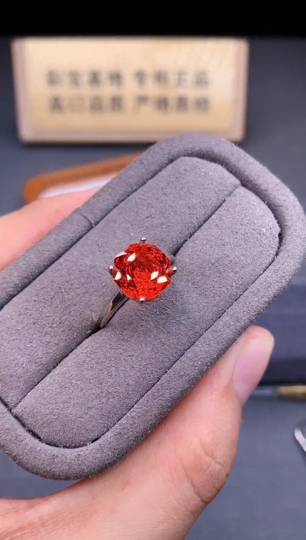 银S925镶嵌戒指石榴石2222