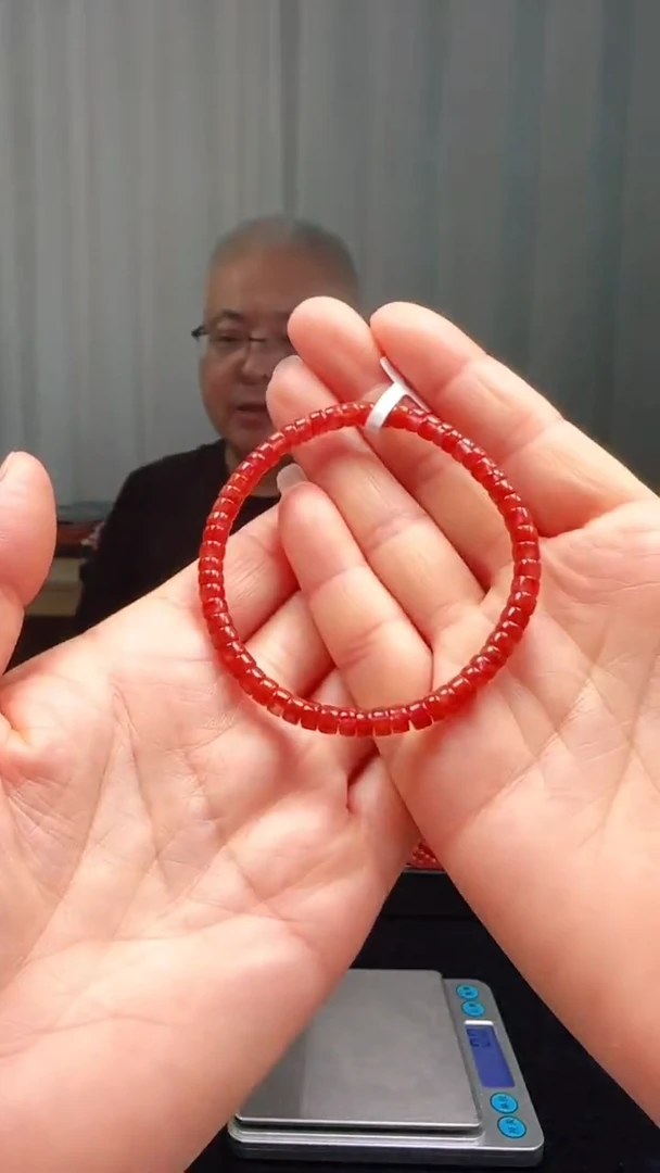 未镶嵌多样性发一件南红玛瑙5MM精工原矿九口直切手串