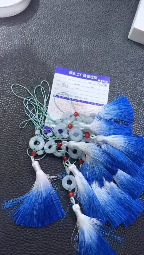 翡翠挂件未镶嵌多样性发一件