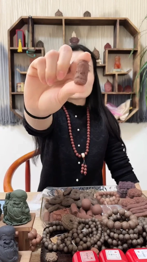 【闪购商品】泥塑红麝香方扎基拉姆