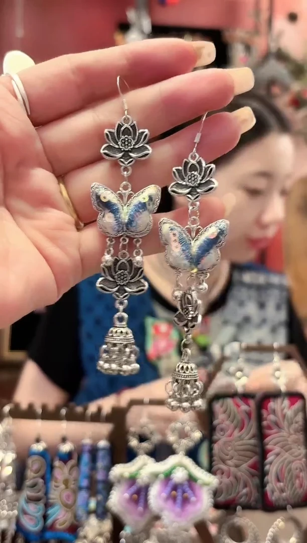 织绣云织谣民族风精美饰品  143