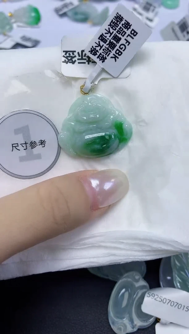 翡翠18K金镶嵌颈饰天然缅甸翡翠A货百元以上9元证书费自理