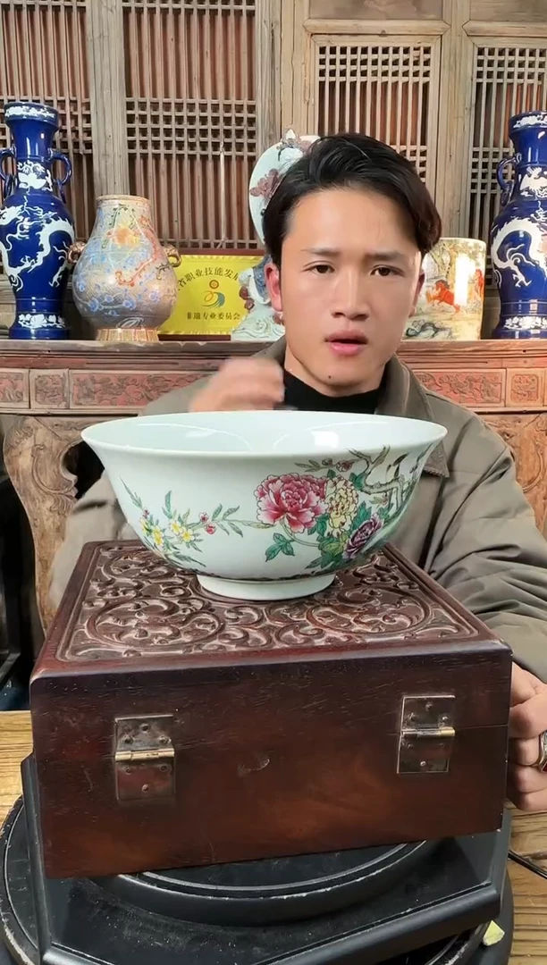 【闪购商品】摆件陶瓷 摆件 粉彩花鸟赏碗