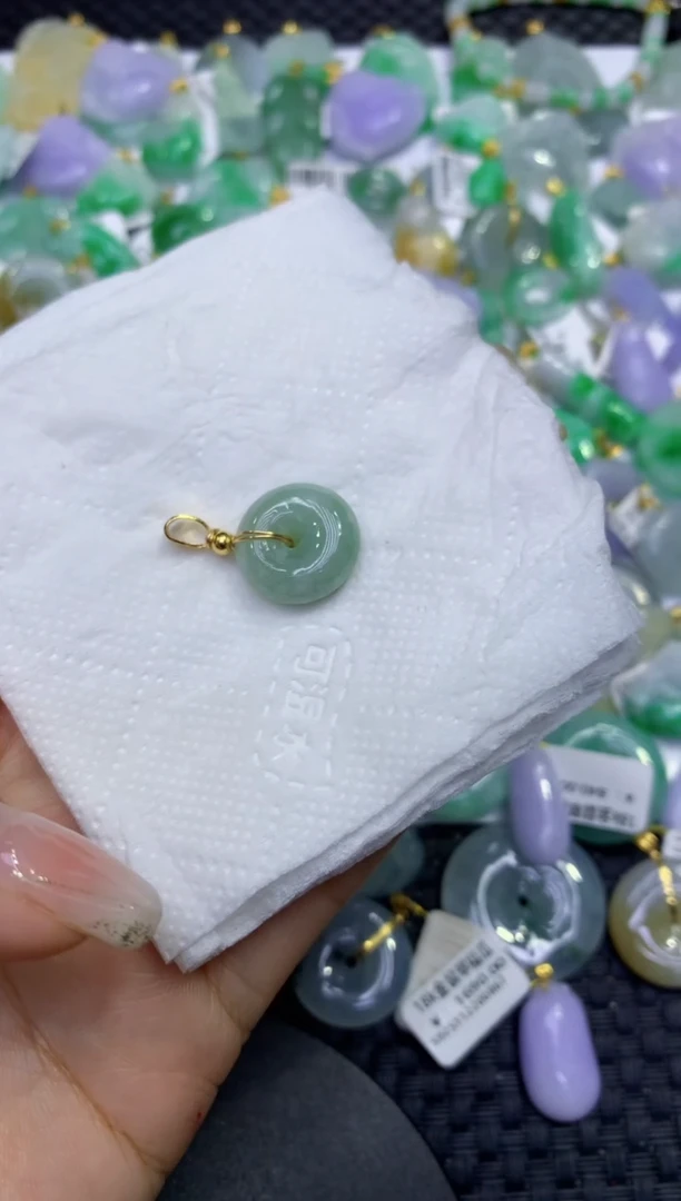 颈饰未镶嵌翡翠天然缅甸A货翡翠