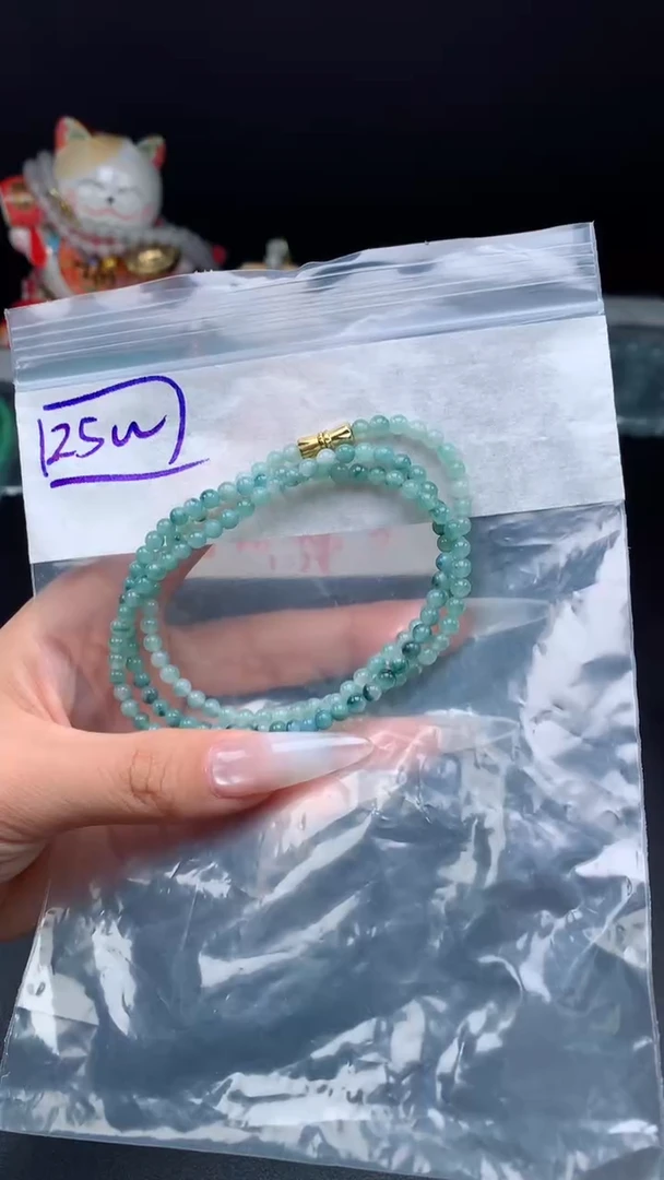 未镶嵌挂件翡翠55