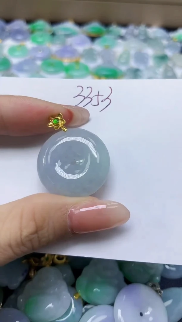 翡翠未镶嵌颈饰天然缅甸翡翠A货