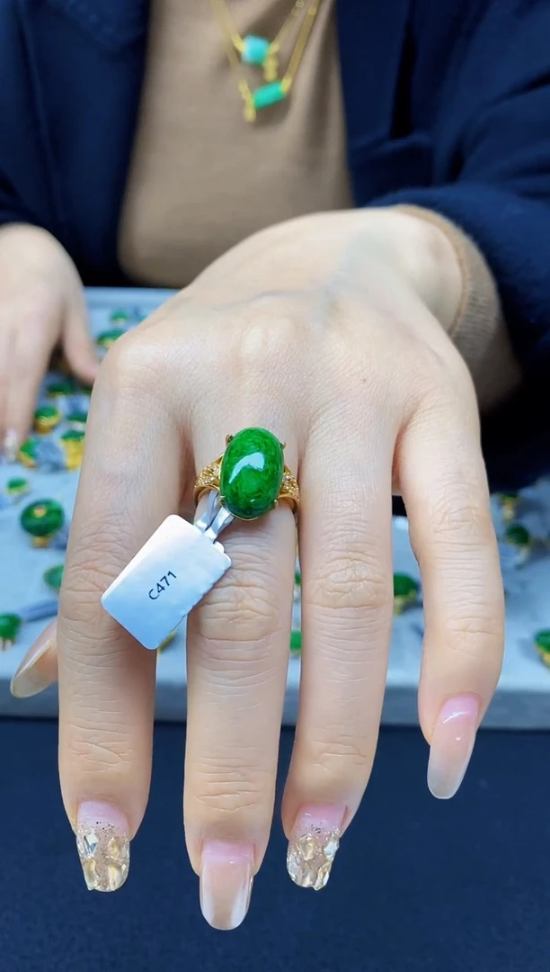 颈饰未镶嵌翡翠翡翠戒指