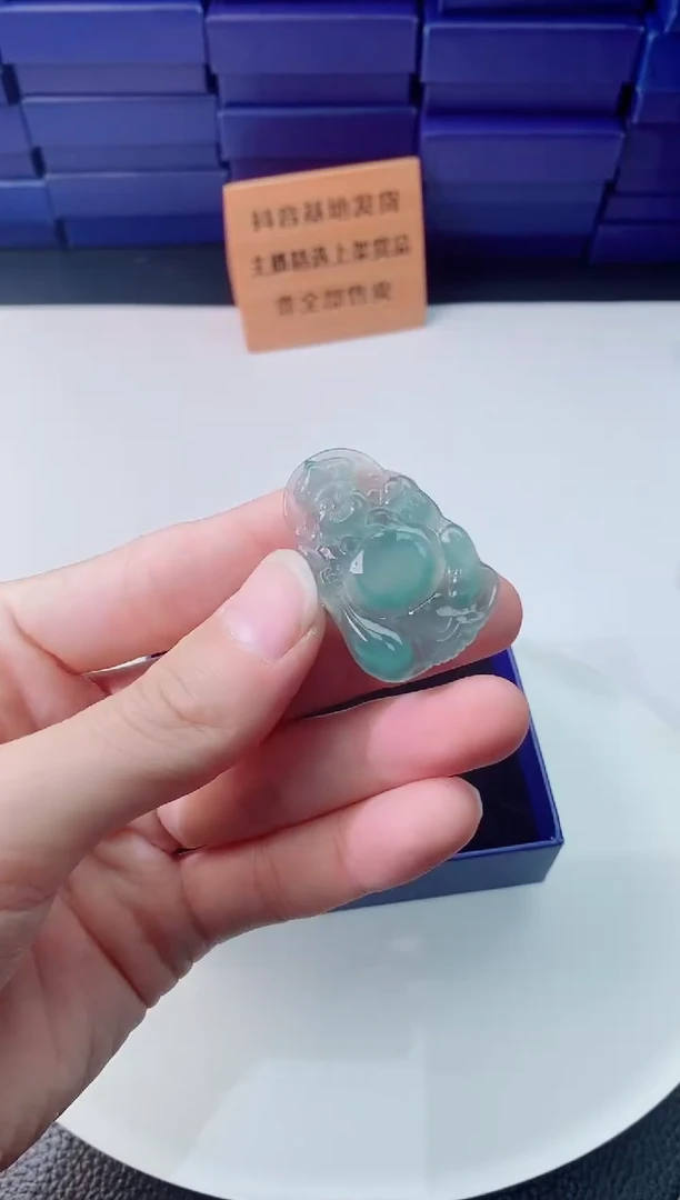 翡翠未镶嵌颈饰1111111111