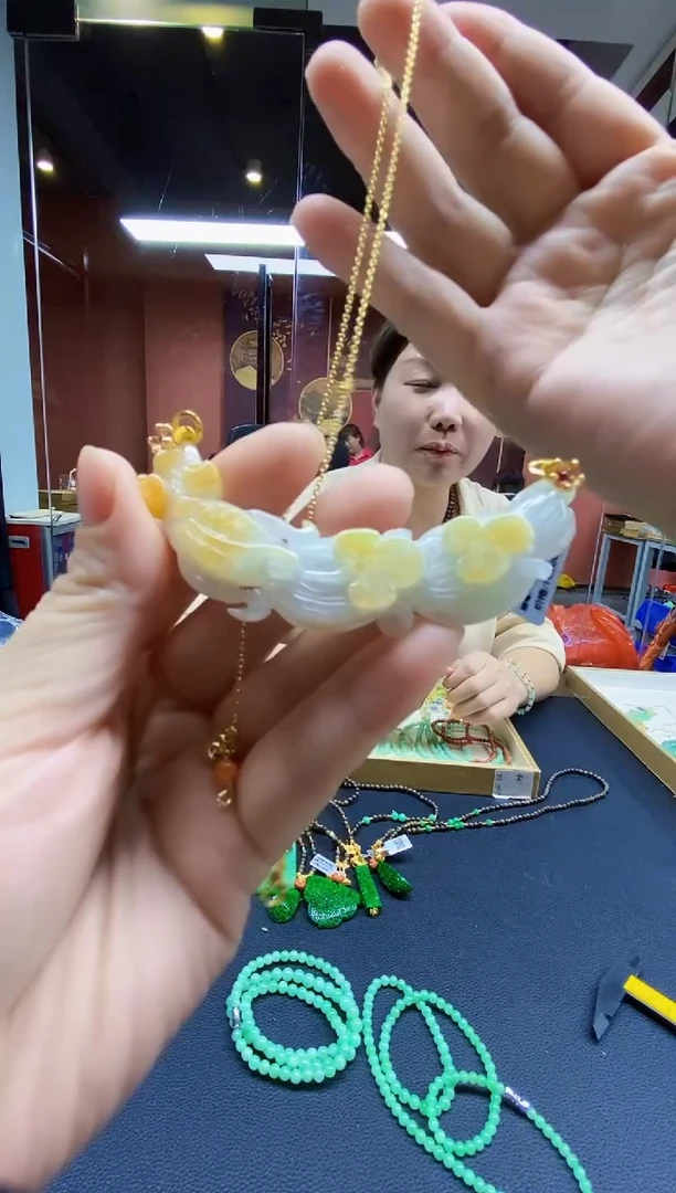 颈饰未镶嵌翡翠翡翠吊坠