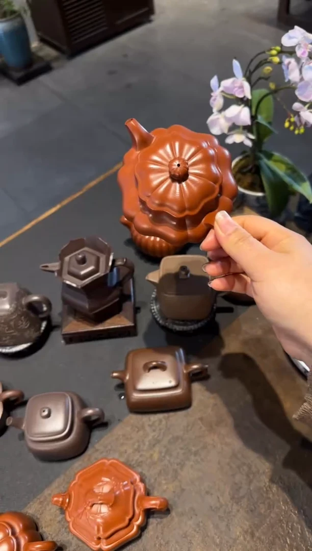 【闪购商品】紫砂茶壶葵仿古 朱泥