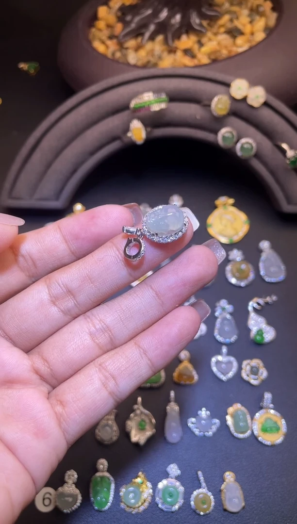 吊坠(不含链)银S925镶嵌翡翠1