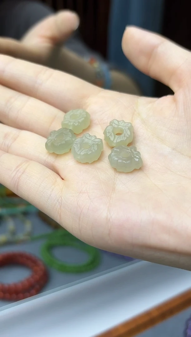 未镶嵌和田玉挂件和田玉配饰DN多样性发其一