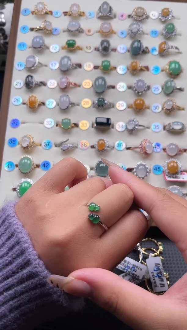 【闪购商品】翡翠戒指银S925镶嵌天然A货翡翠戒指