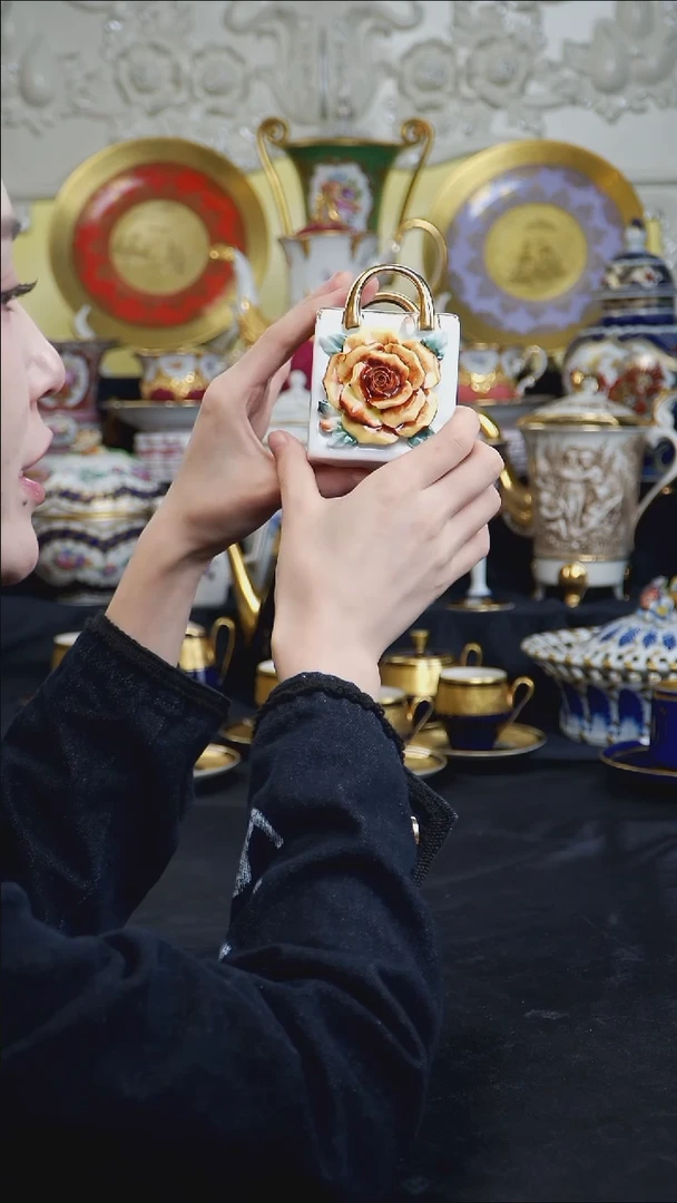 骨瓷婷婷中古器物如图所示64