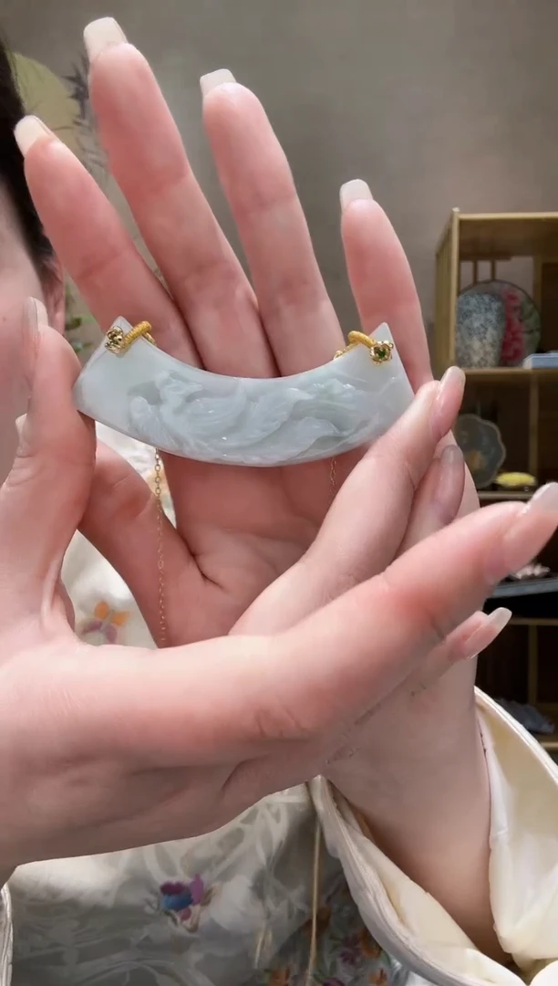 【闪购商品】翡翠颈饰未镶嵌吊坠