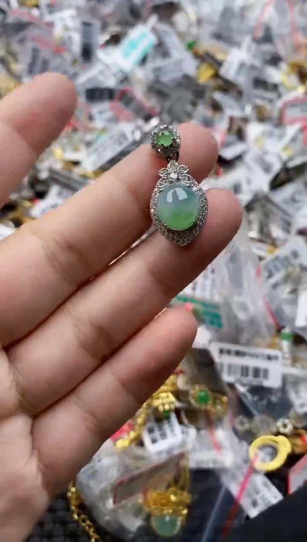 翡翠戒指银S925镶嵌8888     5