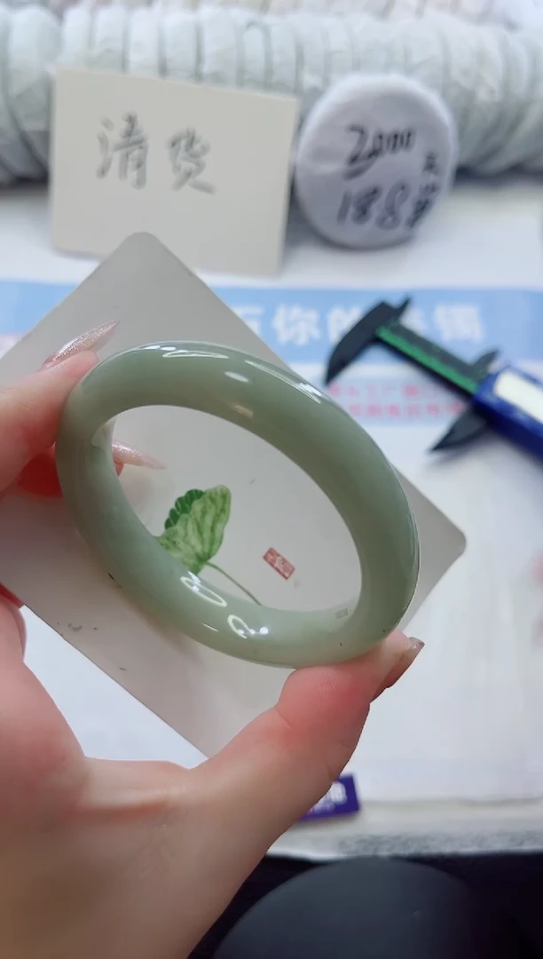 未镶嵌手镯石英质玉多样性发货A71