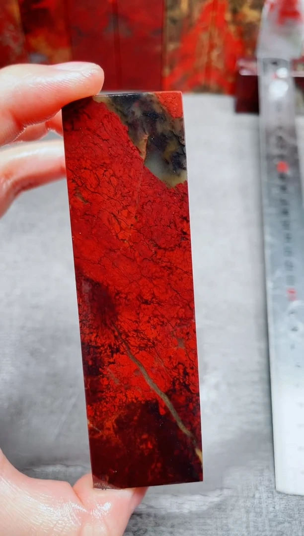 玉彳*～桂林鸡血玉素章3.0左右红22