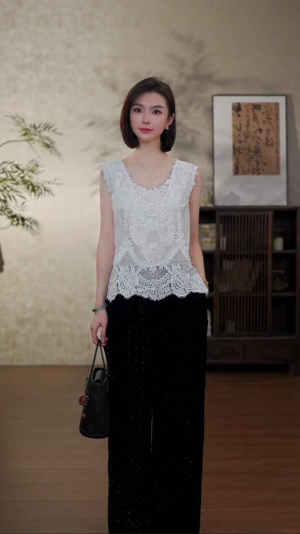 GONG QUE 新中式早春款圆领蕾丝提花背心 242646