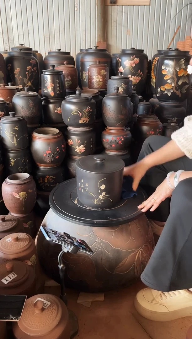 【闪购商品】壶瑕疵茶叶罐 660 小五饼彩填