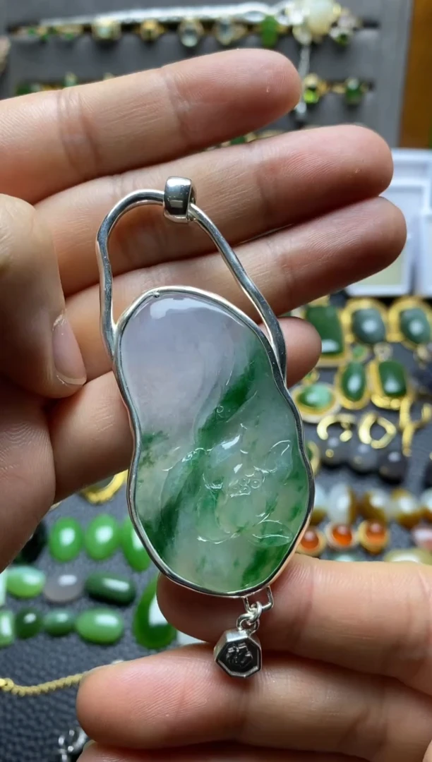 翡翠银S925镶嵌颈饰吊坠