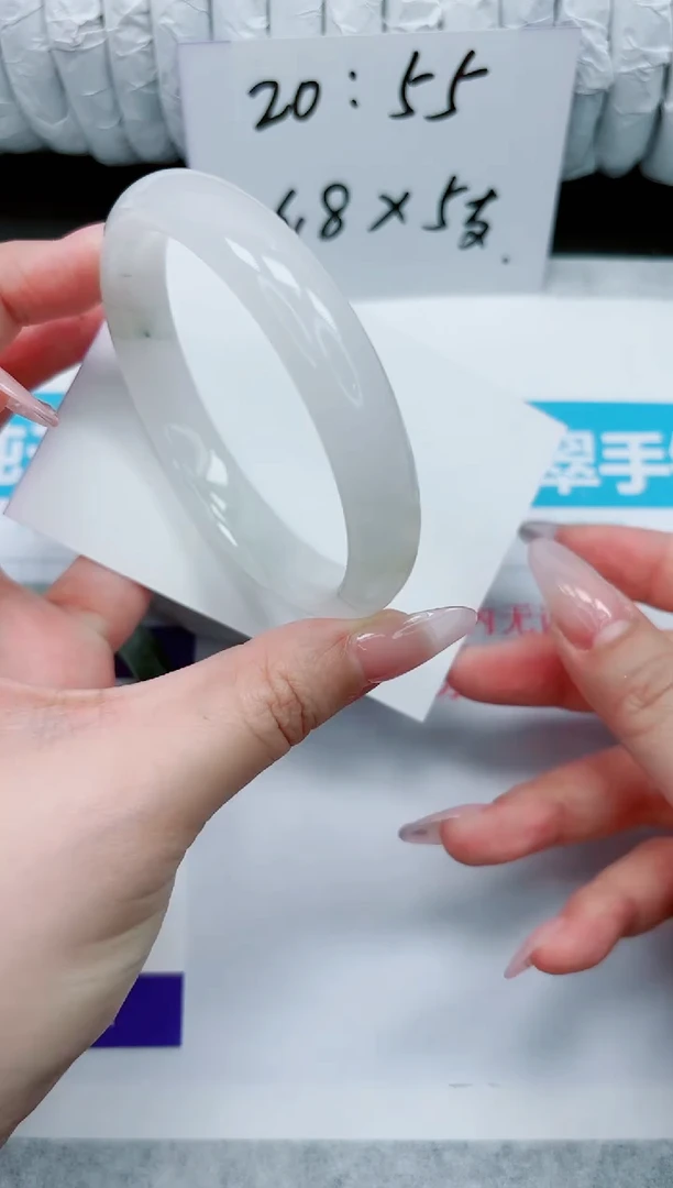 石英质玉未镶嵌手镯84-62.0